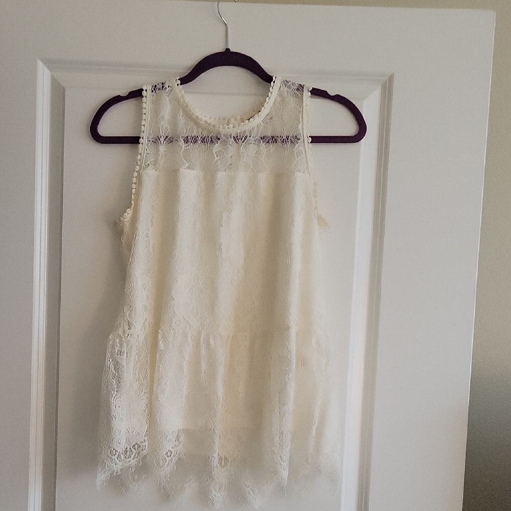 Paper Tee Cream Tiered Peplum Ruffled Blouse - Size Medium